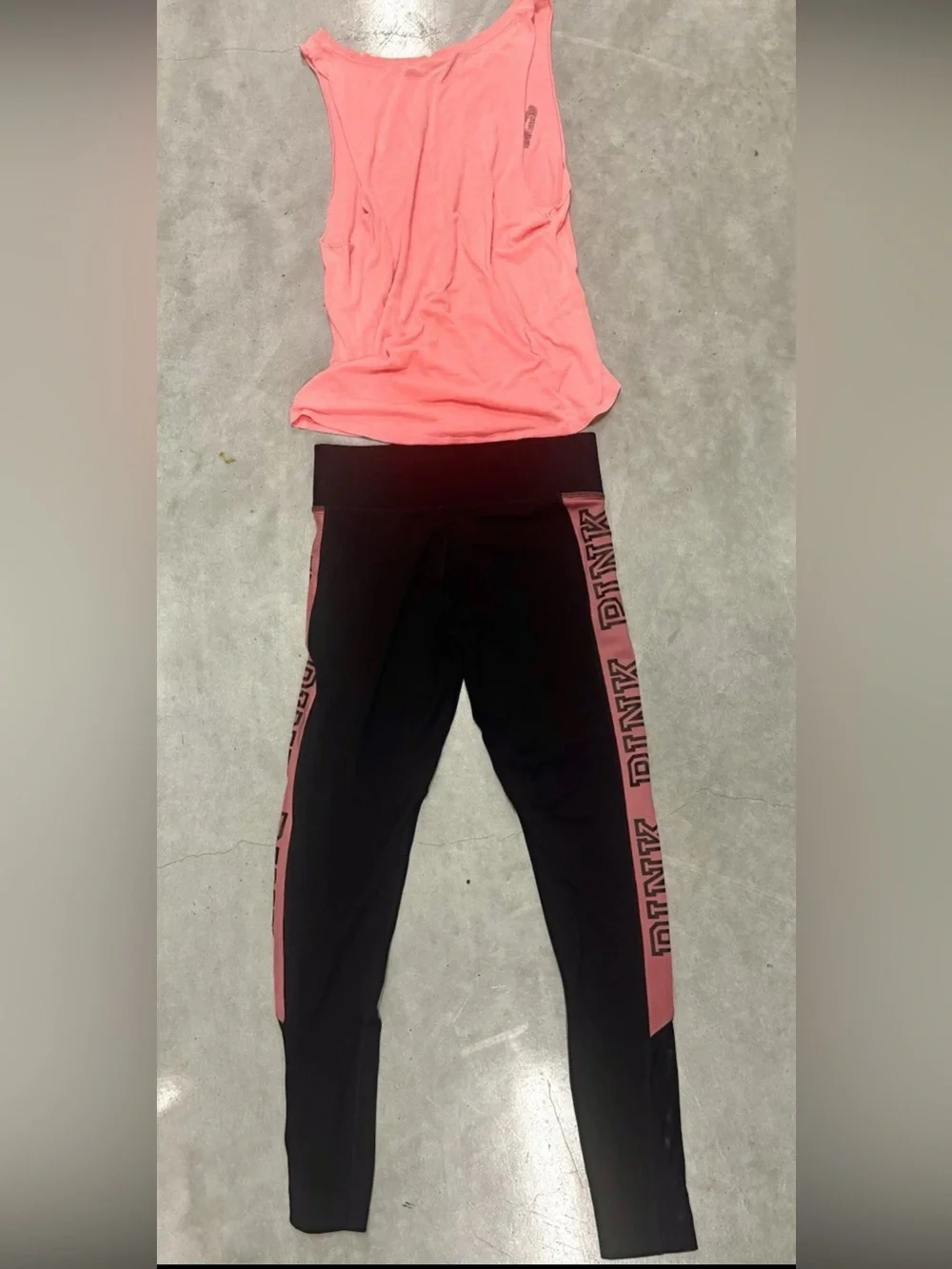 Pink Victoria’s Secret Athleisure 2PC  Tank Lagging’s Set Spellout Logo SZ.S